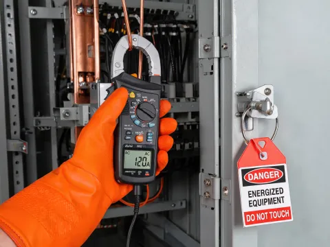 Clamp meter
